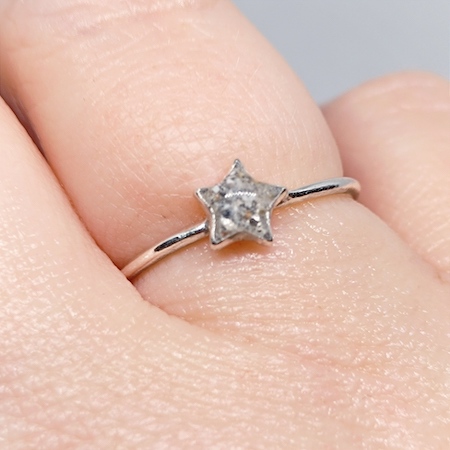 ANILLO ESTRELLA CON CENIZAS