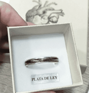 Alianza plana con pelito de morir de amor