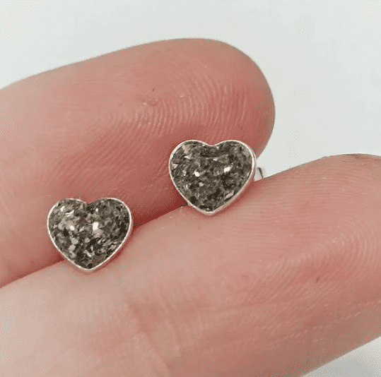 Pendientes Mini Corazón con Ceniza